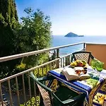 Ξενοδοχείο Monti E Mare Αλάσιο