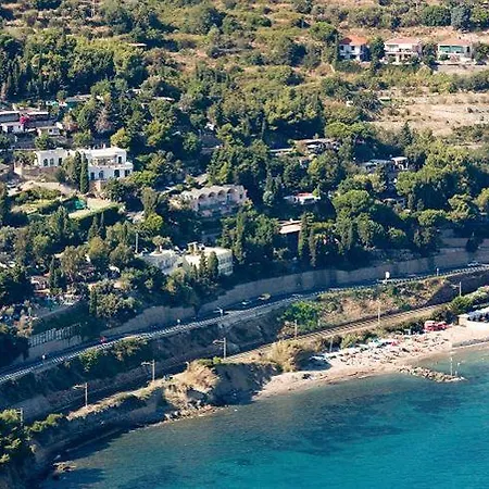 Monti E Mare Hotel