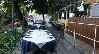 Monti E Mare Αλάσιο