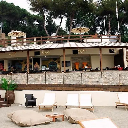 Monti E Mare Hotel *