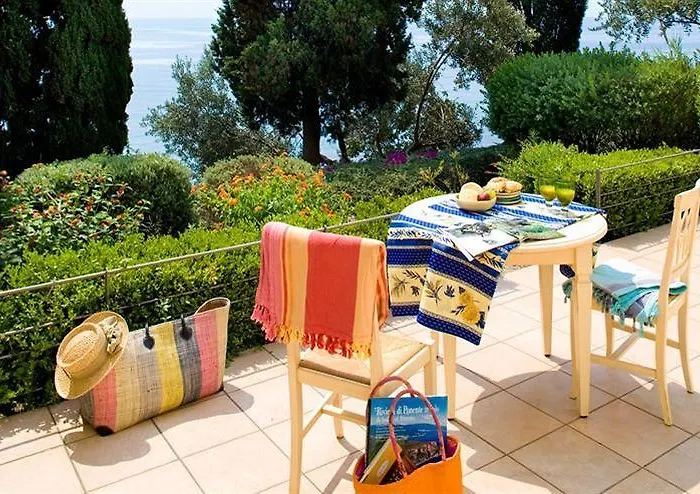 Szálloda Monti E Mare Alassio