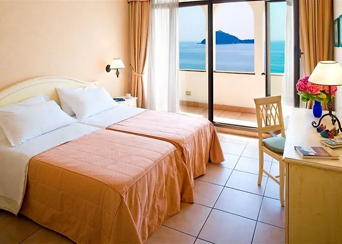 Monti E Mare * Alassio