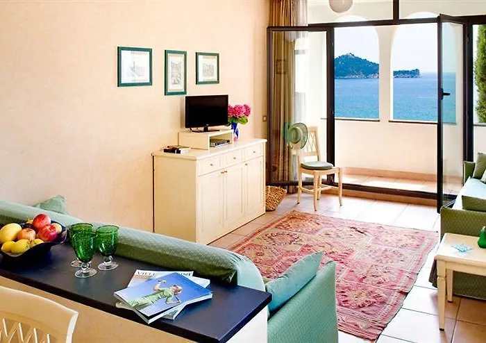 Szálloda Monti E Mare Alassio