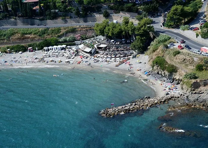 Monti E Mare 酒店 阿拉西奥