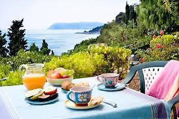 Szálloda Monti E Mare Alassio